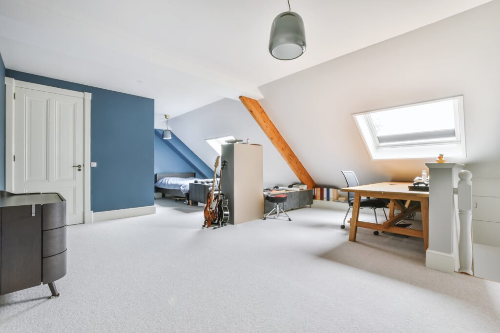 Résultat aménagement combles chambre salle de bain bureau Armentières Nord velux avant après artisan PDN Renov 59280 Hauts-de-France lumineuse